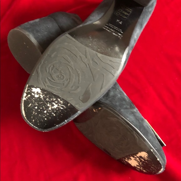 Taryn Rose Letizia in Size 7 - Picture 3 of 8